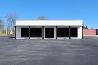 100 Laurens St, Clinton, SC for lease Building Photo- Image 1 of 2