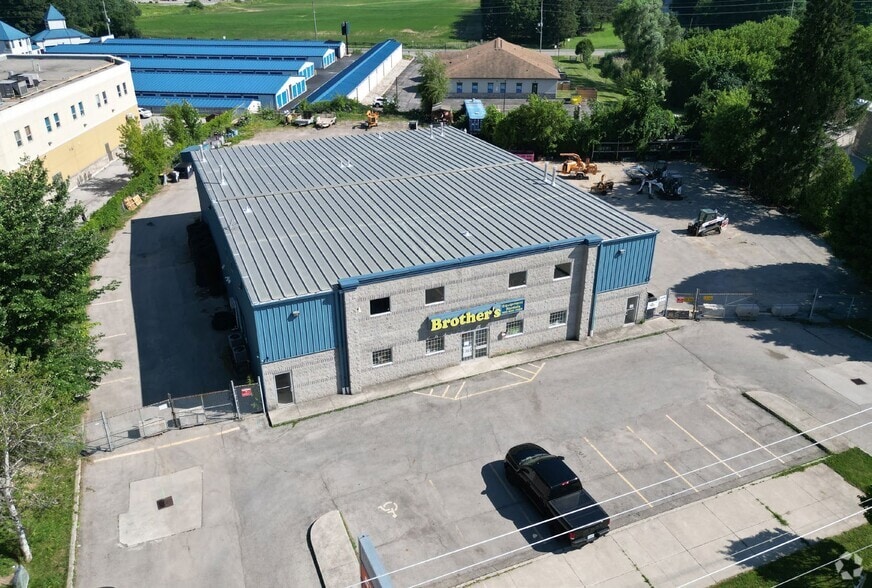 1154 Wilson St W, Hamilton, ON for lease - Aerial - Image 2 of 10