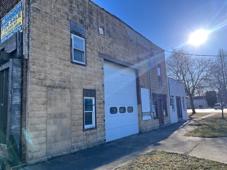 235-239 Maple St, Metamora, OH à vendre - Photo du bâtiment - Image 3 de 6