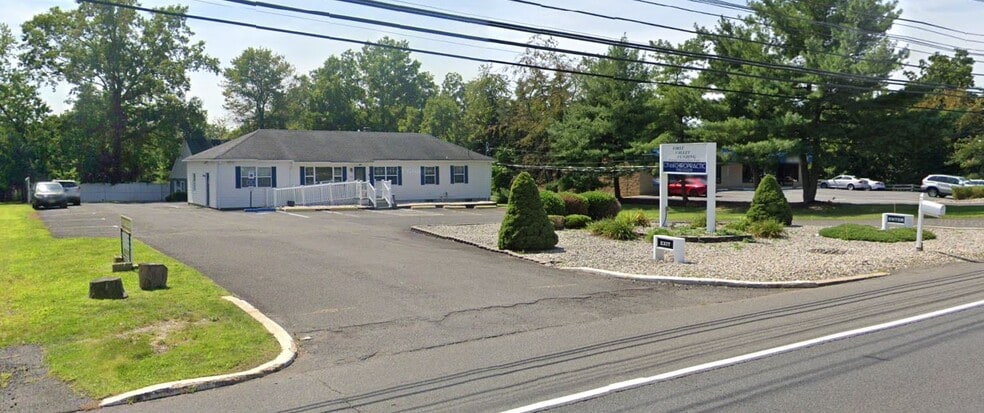 1031 US Highway 202 N, Branchburg, NJ for lease - Building Photo - Image 1 of 6