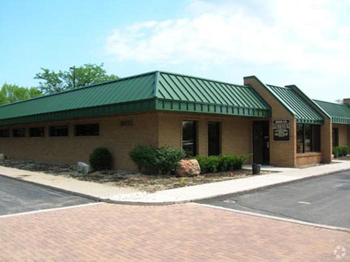 8695 Connecticut St, Merrillville, IN à vendre - Photo principale - Image 1 de 41