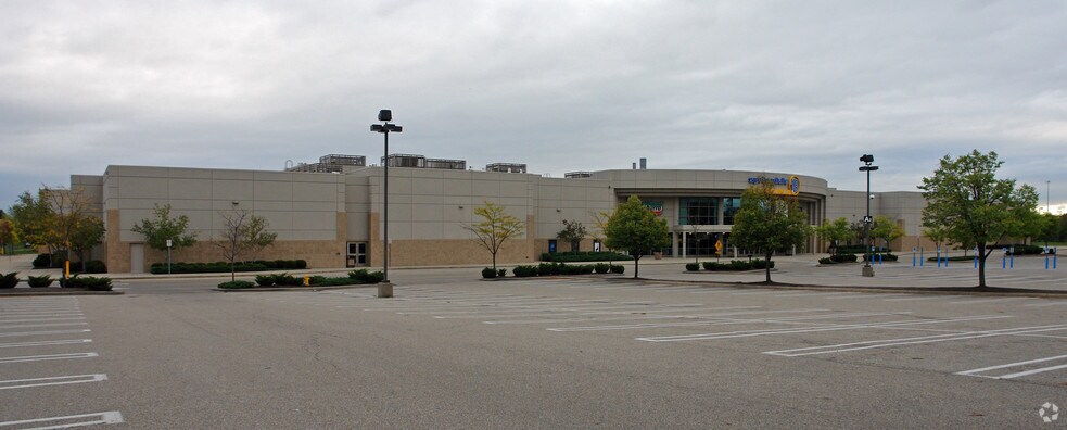 12064 Springfield Pike, Springdale, OH à vendre - Photo principale - Image 1 de 2