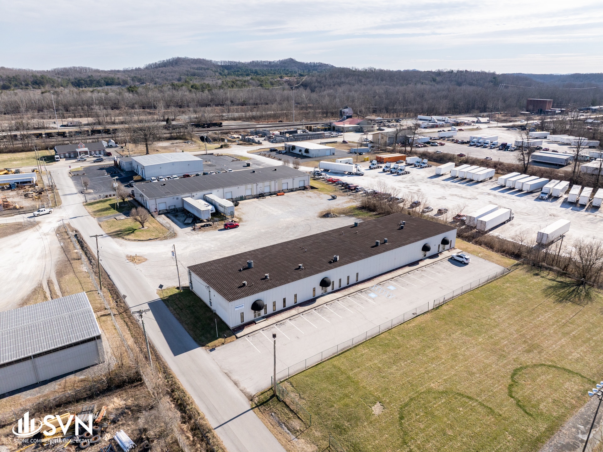103 23rd St, Corbin, KY for lease Primary Photo- Image 1 of 21