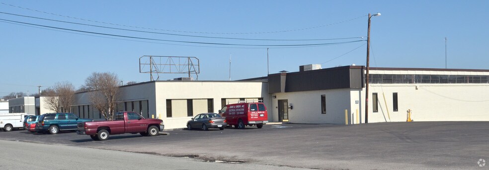 3301 Rosedale Ave, Richmond, VA à louer - Photo du bâtiment - Image 2 de 7