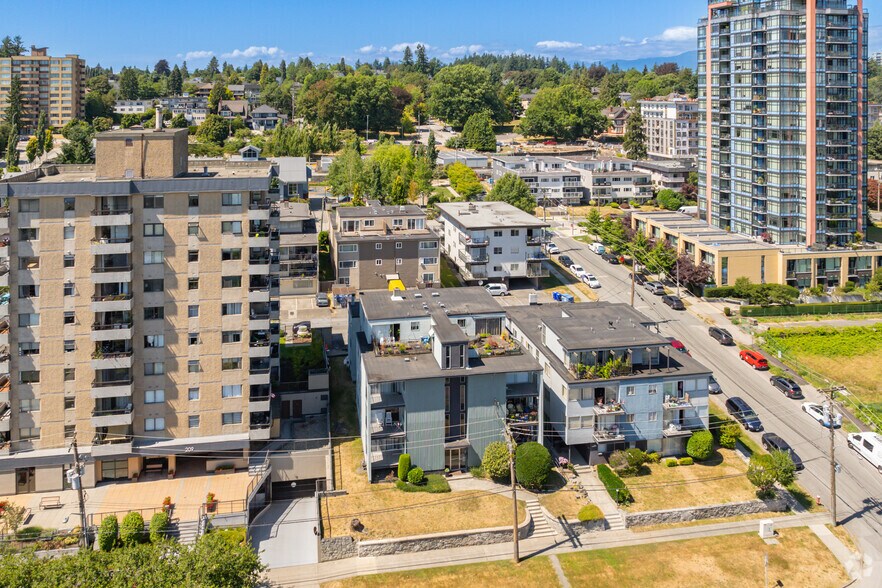 205 Carnarvon St, New Westminster, BC à vendre - Aérien - Image 2 de 3