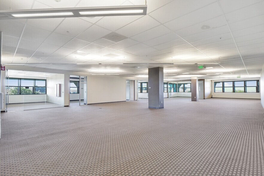 3403 Yerba Buena Rd, San Jose, CA à vendre - Photo intérieure - Image 3 de 18