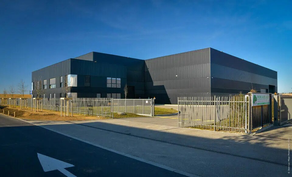 Bureau dans Genas à louer - Photo du bâtiment - Image 2 de 8