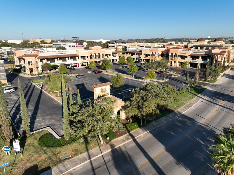 115 N Loop 1604 E, San Antonio, TX for lease - Building Photo - Image 1 of 4