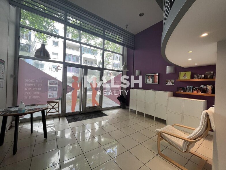 5 Rue François Gillet, Lyon à vendre - Photo du bâtiment - Image 3 de 15