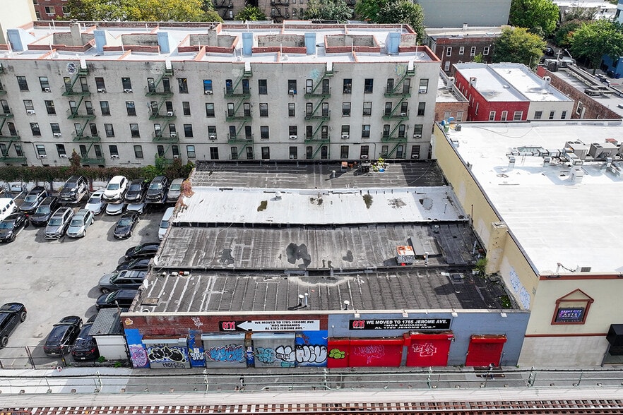 1712 Jerome Ave, Bronx, NY for lease - Building Photo - Image 3 of 3