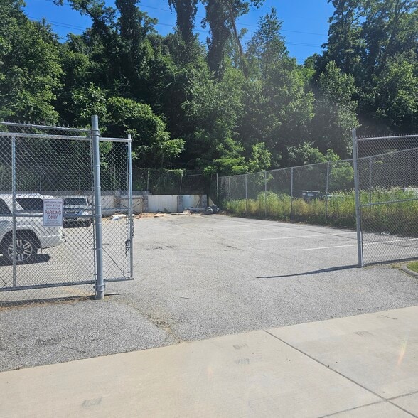 1031 Cromwell Bridge Rd, Towson, MD for lease - Building Photo - Image 2 of 9