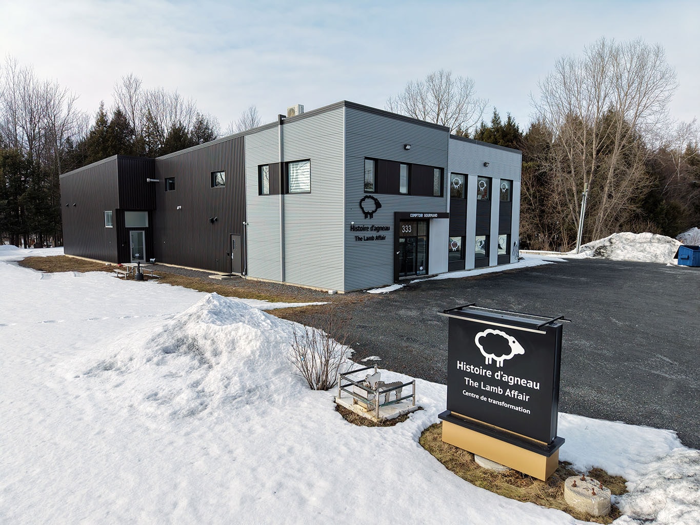 333 Ch Brosseau, Cowansville, QC for sale Primary Photo- Image 1 of 29