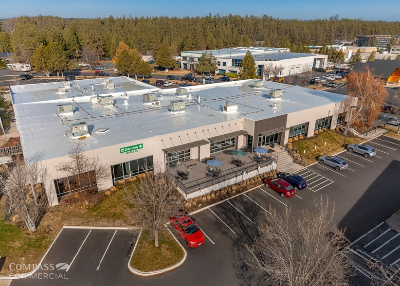 1001 SW Emkay Dr, Bend, OR for lease - Building Photo - Image 1 of 7