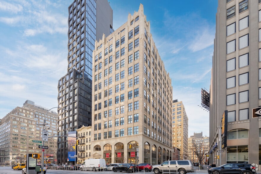 121 Varick St, New York, NY for sale - Building Photo - Image 2 of 4