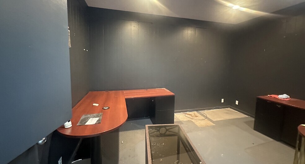 3229 E Washington St, Phoenix, AZ à louer - Photo de construction - Image 2 de 7