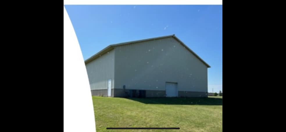 124 W Progress Dr, Princeton, IL for sale - Building Photo - Image 3 of 8