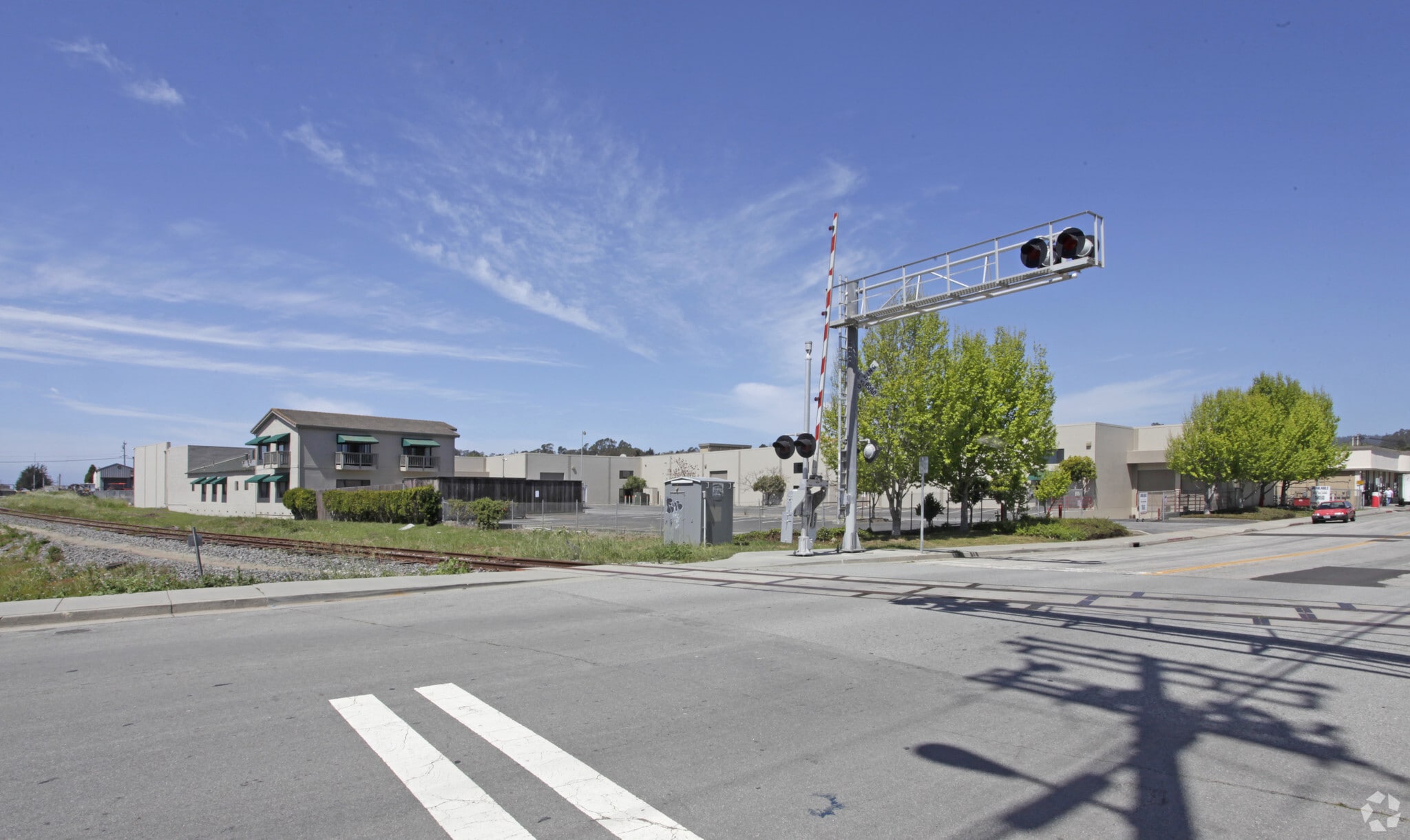 831 Almar Ave, Santa Cruz, CA for lease Primary Photo- Image 1 of 5