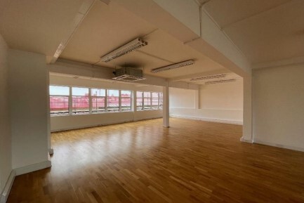 27-29 North St, Brighton for lease - Interior Photo - Image 2 of 2