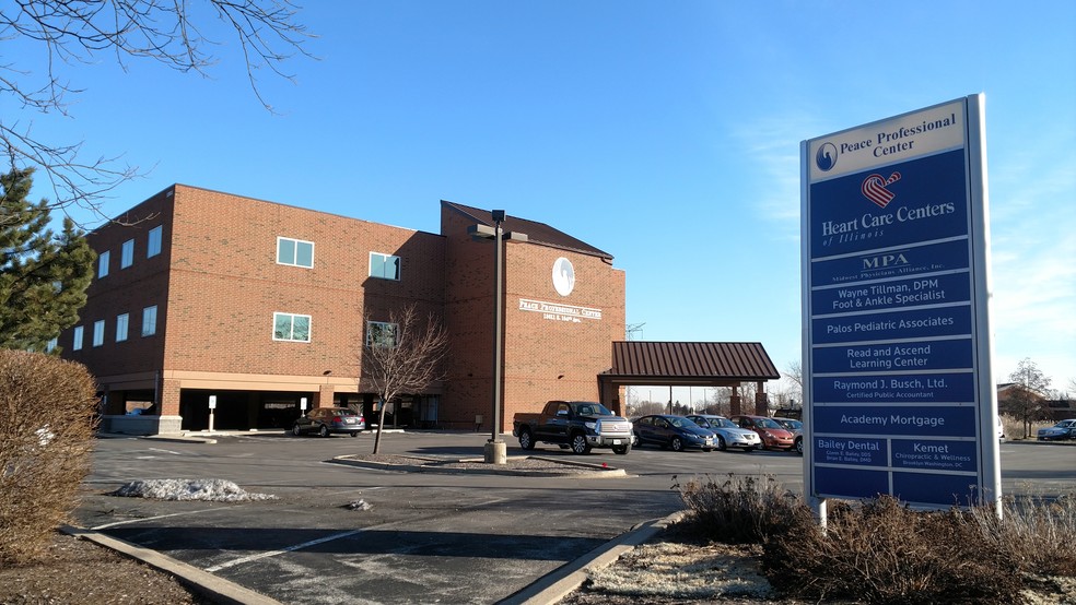 13011 S 104th Ave, Palos Park, IL for sale - Building Photo - Image 3 of 12
