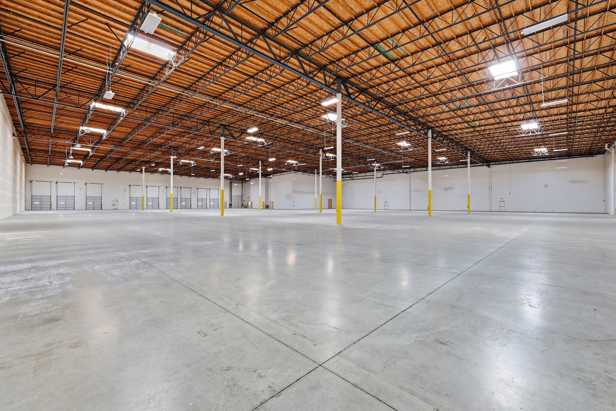 8670 Fruitridge Rd, Sacramento, CA for lease Interior Photo- Image 1 of 2
