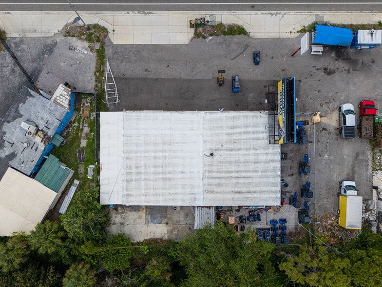 1860 N Washington Blvd, Sarasota, FL for sale - Building Photo - Image 2 of 21