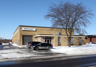 Plus de détails pour 104 Skyway Ave, Toronto, ON - Industriel à vendre