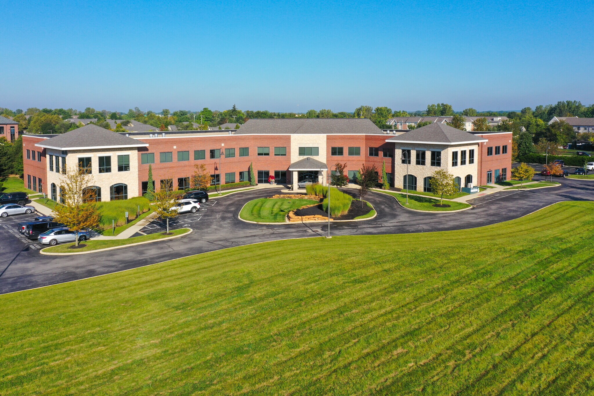 6670 Perimeter Dr, Dublin, OH à louer Photo du bâtiment- Image 1 de 2