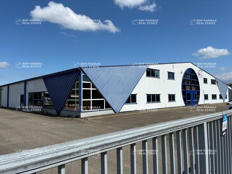 8 Rue Michael Faraday, Ostwald for lease - Building Photo - Image 2 of 3