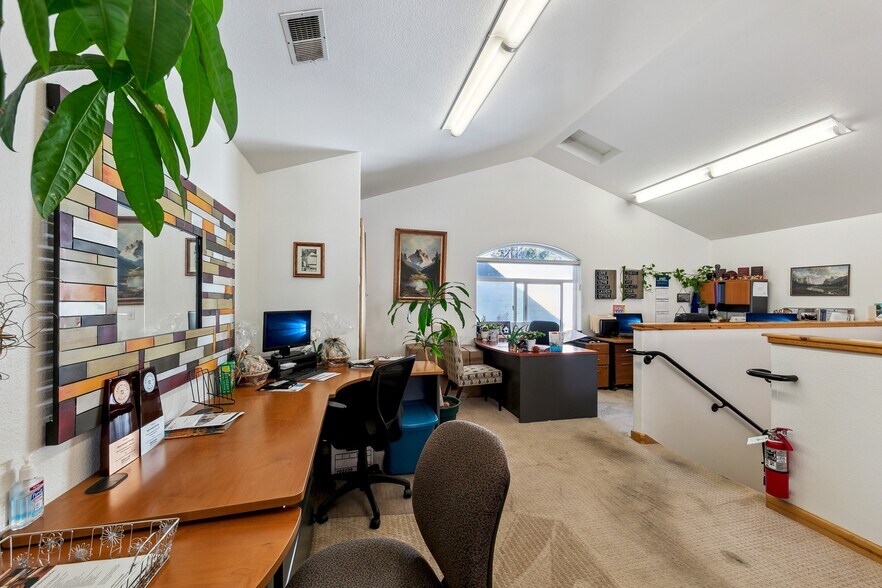 3045 Harrison Ave, South Lake Tahoe, CA à louer - Photo du bâtiment - Image 2 de 14