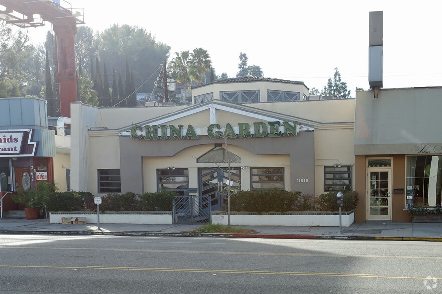 21618 Ventura Blvd, Woodland Hills, CA for lease - Building Photo - Image 3 of 3