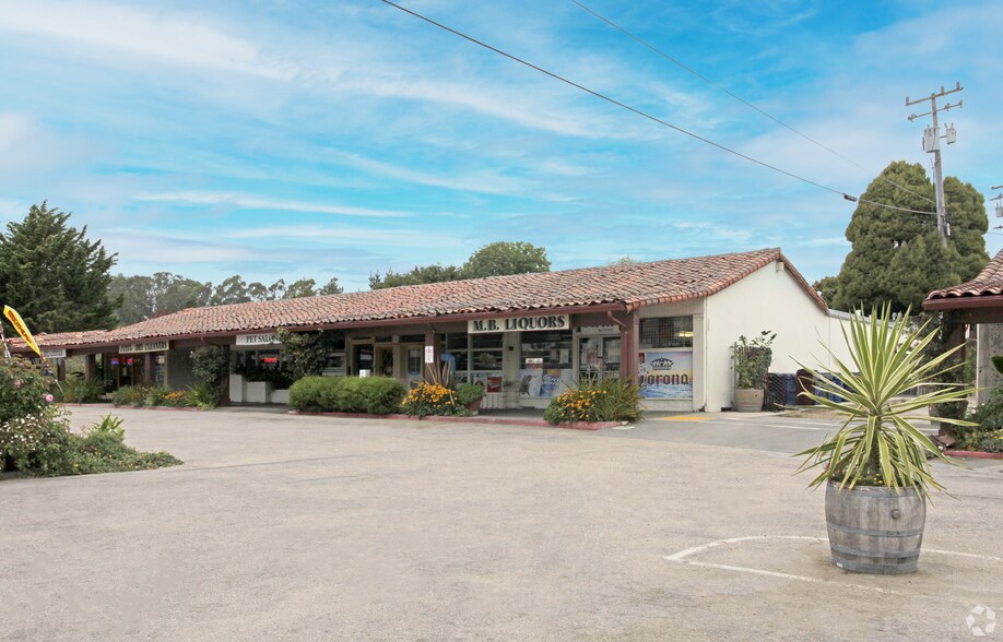 21511 E Cliff Dr, Santa Cruz, CA à louer - Photo du bâtiment - Image 2 de 3