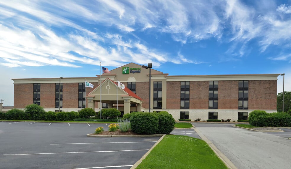 13330 Cicero Ave, Crestwood, IL à vendre - Photo du bâtiment - Image 3 de 48