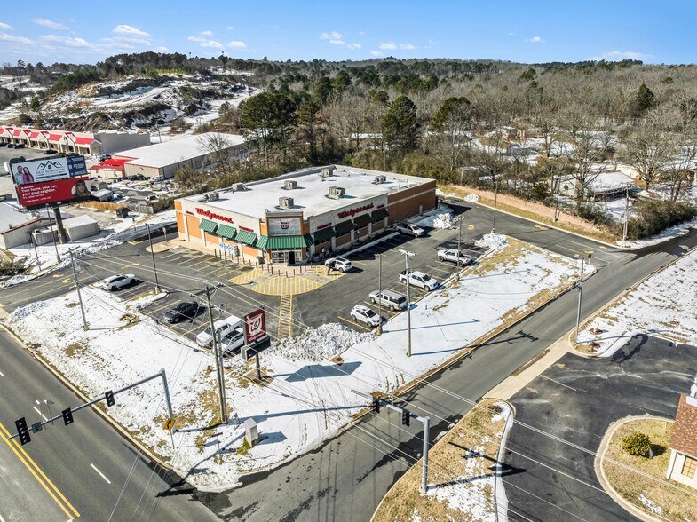 1800 Airport Rd, Hot Springs, AR à vendre - Photo du bâtiment - Image 3 de 16