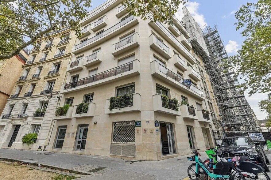 Bureau dans Paris à vendre - Photo du bâtiment - Image 1 de 10