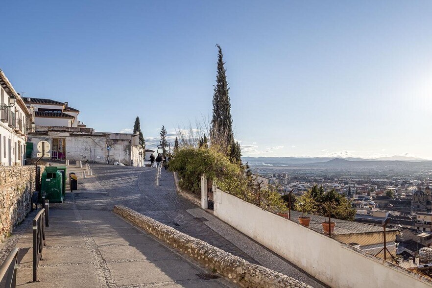 Carril de la Lona, 16, Granada, Granada à vendre - Photo du bâtiment - Image 3 de 19