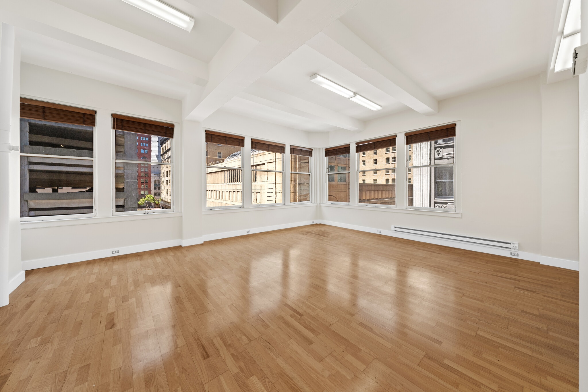 165 Jessie St, San Francisco, CA à louer Photo intérieure- Image 1 de 14