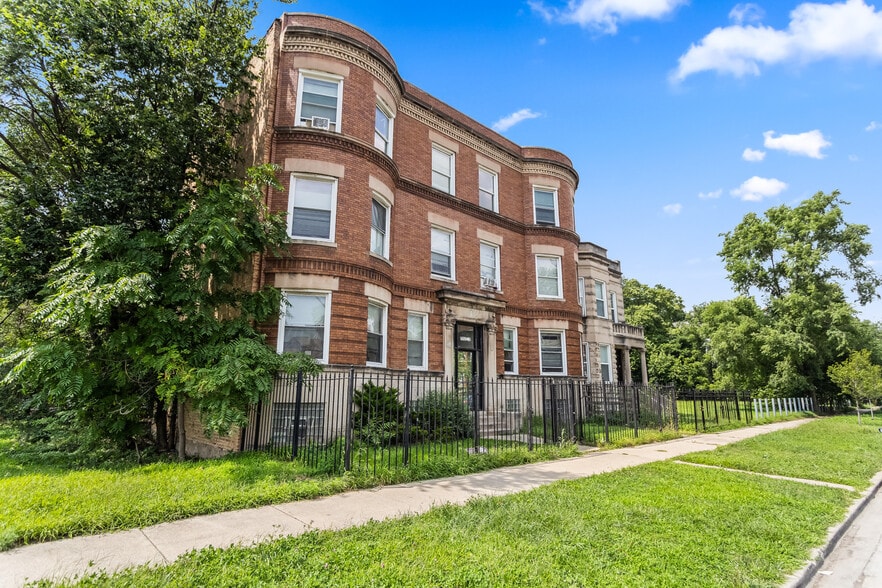 7252 S Yale Ave, Chicago, IL for sale - Building Photo - Image 3 of 16