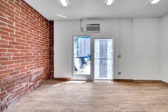 14526 Haynes St, Van Nuys, CA for lease Interior Photo- Image 2 of 4