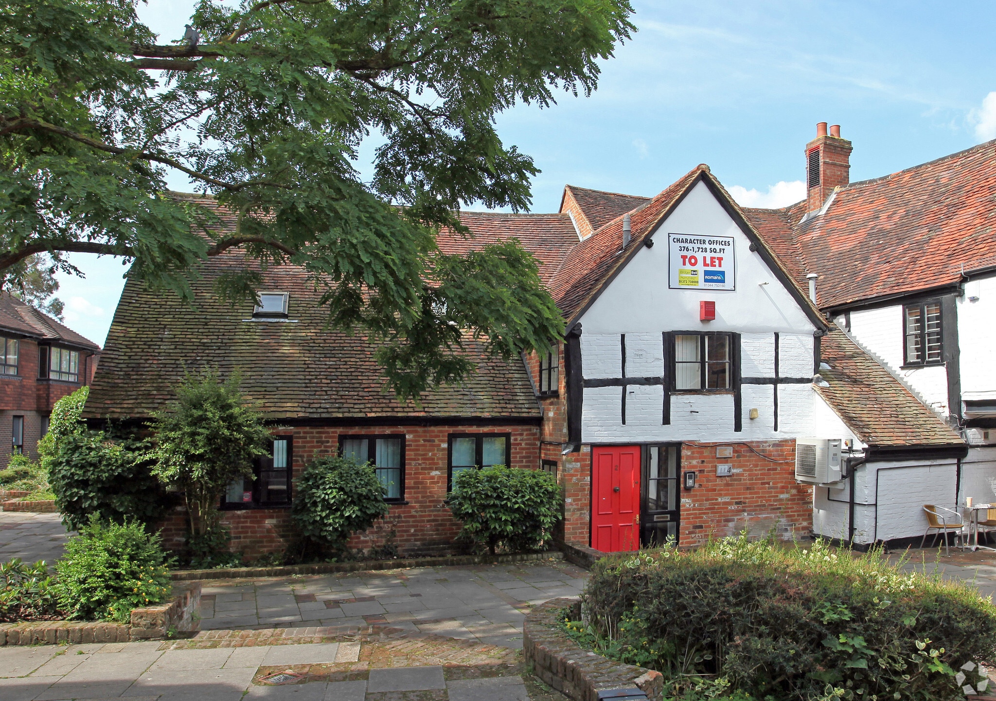 1 The Courtyard, Denmark Street, Wokingham for lease Primary Photo- Image 1 of 5