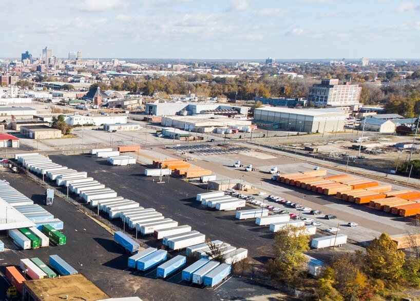 109 McLemore Ave, Memphis, TN for lease - Aerial - Image 3 of 4