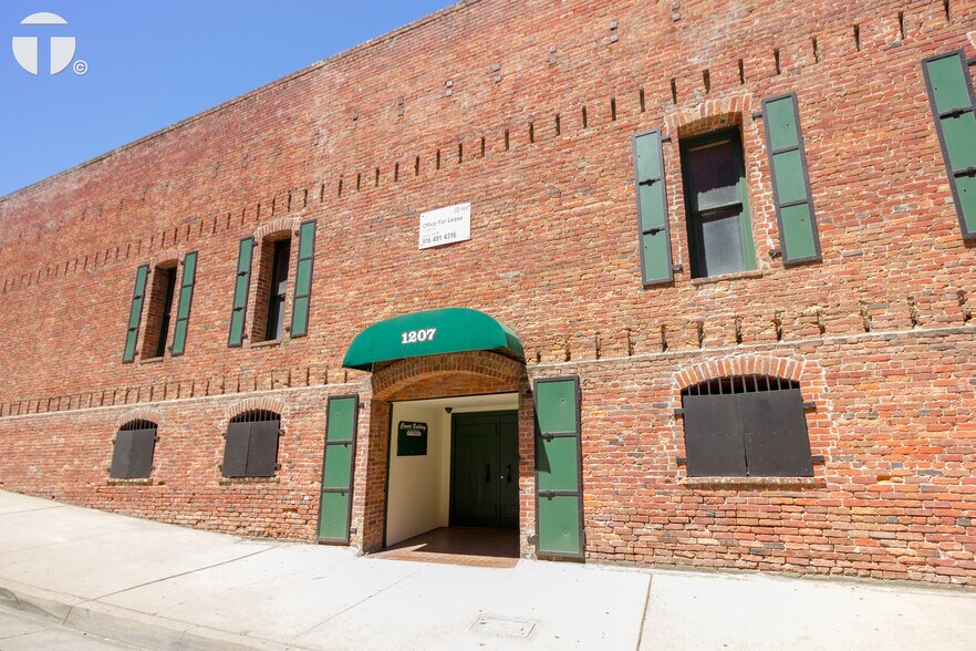1207 Front St, Sacramento, CA à louer - Photo du bâtiment - Image 2 de 12