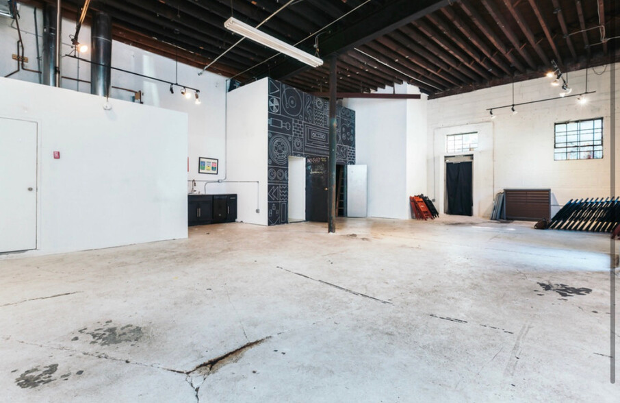 58 S 6th St, Brooklyn, NY for lease - Interior Photo - Image 2 of 7