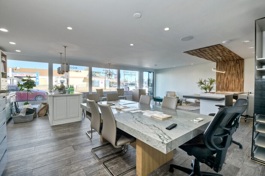 1105-1107 S Coast Hwy, Oceanside, CA à vendre - Photo intérieure - Image 3 de 8