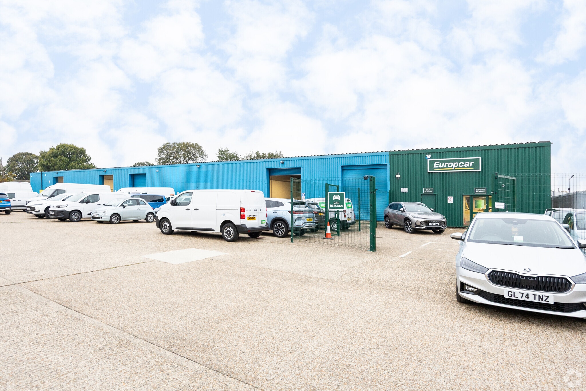 Bircholt Rd, Maidstone for lease Primary Photo- Image 1 of 3
