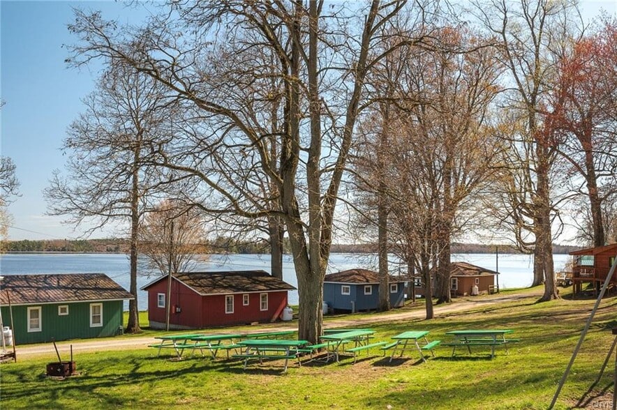 2468 County Route 6, Hammond, NY à vendre - Photo du bâtiment - Image 2 de 42