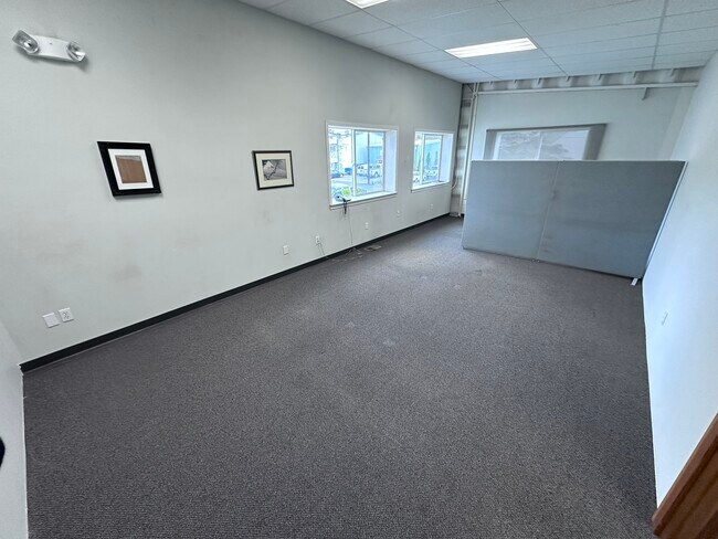 Plus de détails pour 2203 Queen St, Bellingham, WA - Local d'activités à louer
