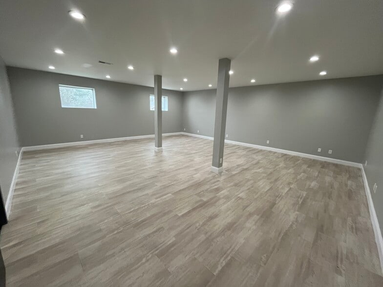 407 River Heights Cir, Anderson, SC for lease - Interior Photo - Image 2 of 5