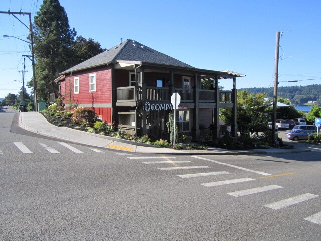 390 NE Hostmark St, Poulsbo, WA à louer - Photo du bâtiment - Image 2 de 18