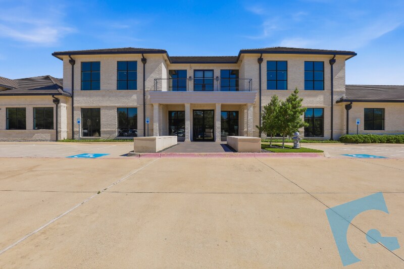 8739 Davis Blvd, Keller, TX à vendre Photo du bâtiment- Image 1 de 33
