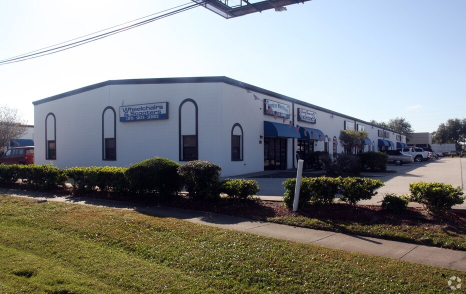 12505 66th St N, Largo, FL à louer - Photo principale - Image 1 de 42